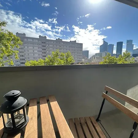 Guestready - Sunny Side Up With Balcony * Courbevoie