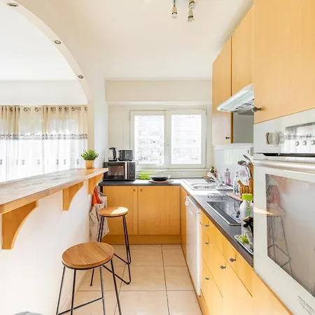 Guestready - Sunny Side Up With Balcony Courbevoie