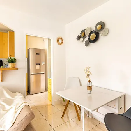 Guestready - Sunny Side Up With Balcony Appartamento *