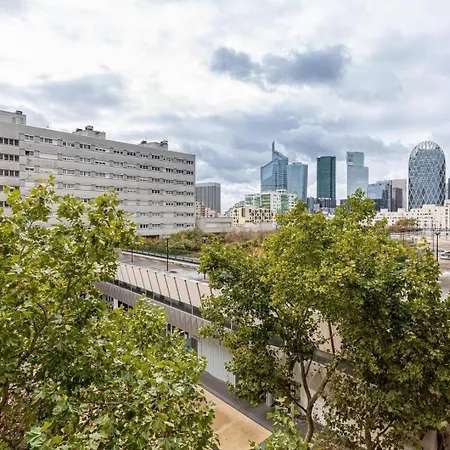 Appartamento Guestready - Sunny Side Up With Balcony Courbevoie